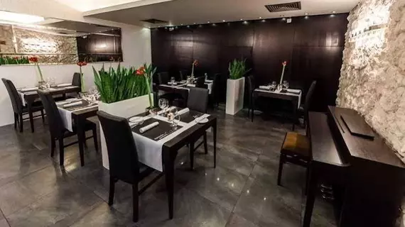 Queen Boutique Hotel | Küçük Polonya Voyvodalığı - Krakow (ve civarı) - Krakow - Stare Miasto