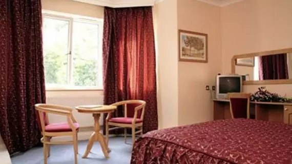 Parkside International Hotel | Berkshire (kontluk) - Reading