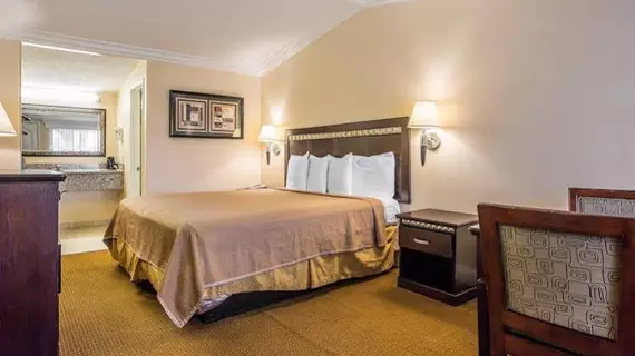 Hyland Inn near Legoland | Kaliforniya - San Diego County - Carlsbad