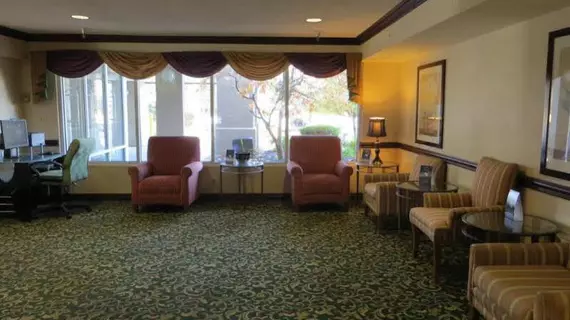 Baymont Inn and Suites Kalamazoo East | Michigan - Kalamazoo (ve civarı) - Kalamazoo