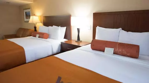 Phoenix Inn & Suites Lake Oswego | Oregon - Portland (ve civarı) - Lake Oswego