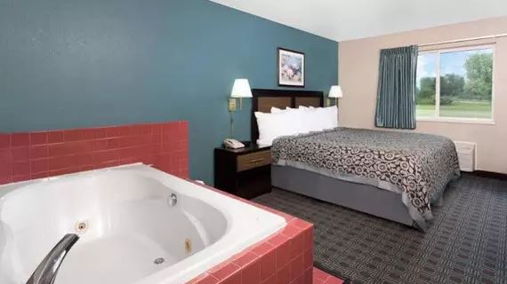 Days Inn Neenah | Wisconsin - Neenah