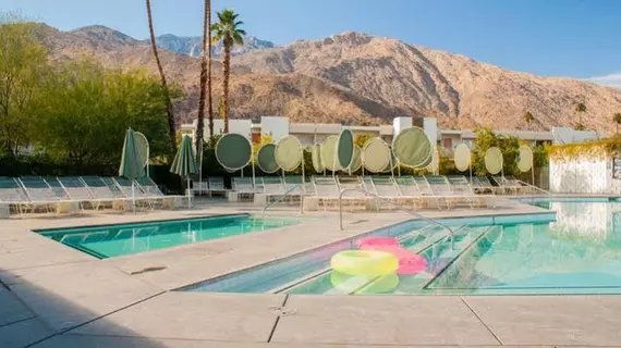 Ace Hotel and Swim Club Palm Springs | Kaliforniya - Imperial County - Palm Springs (ve civarı) - Palm Springs