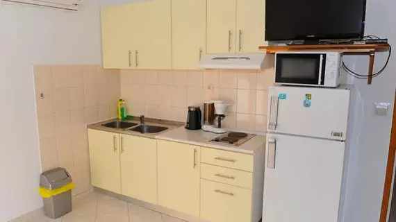 Miljak Apartments | Split-Dalmaçya - Podstrana