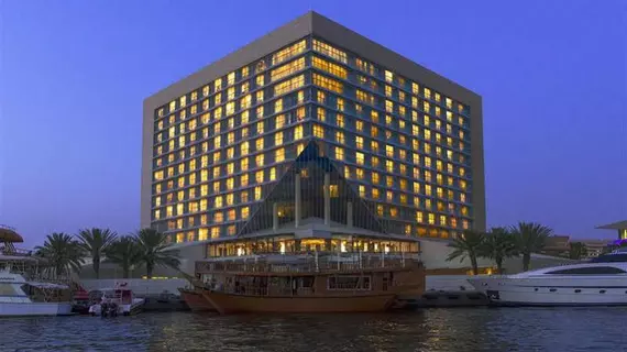 Sheraton Dubai Creek Hotel & Towers | Dubai - Deira