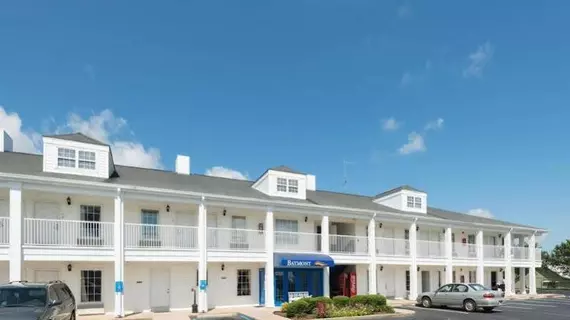 Baymont Inn and Suites - Greenville/I-65 | Alabama - Greenville