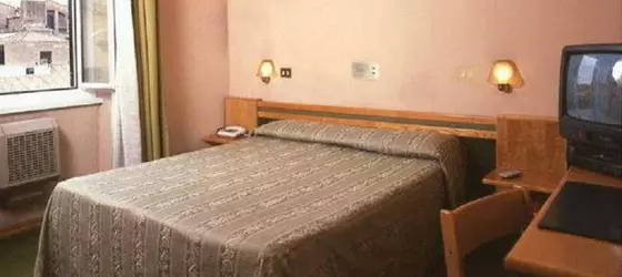 Hotel Pavia | Lazio - Roma (ve civarı) - Roma Kent Merkezi - Rione XVIII Castro Pretorio