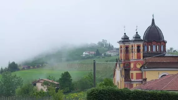 Enolocanda Del Tufo | Piedmont - Cuneo (il) - Dogliani