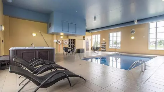 Comfort Inn and Suites | Quebec - Quebec (ve civarı) - Levis - Saint-Nicolas