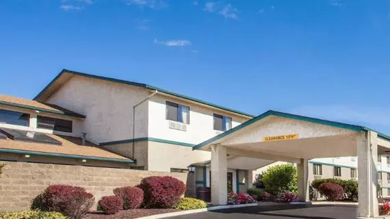 Super 8 Motel - Ellensburg | Washington - Ellensburg (ve civarı) - Ellensburg