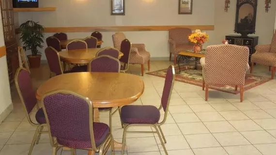 Handy Suites-Essex | Vermont - Burlington (ve civarı) - Essex Junction