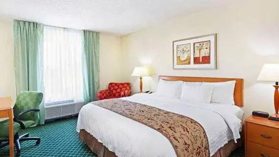 Fairfield Inn & Suites by Marriott San Antonio Downtown/Market Square | Teksas - San Antonio (ve civarı) - San Antonio - San Antonio Merkezi