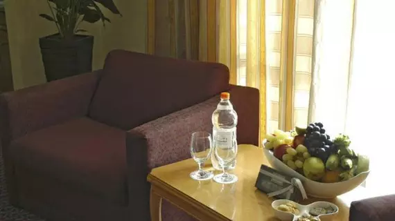 Imperial Palace Hotel | Amman İli - Amman (ve civarı) - Amman