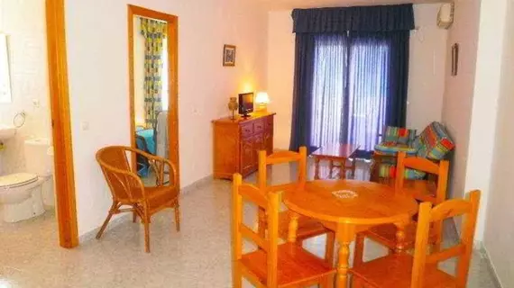 Apartamentos Las Flores de Burriana | Andalucia - Malaga İli - La Axarquía - Nerja