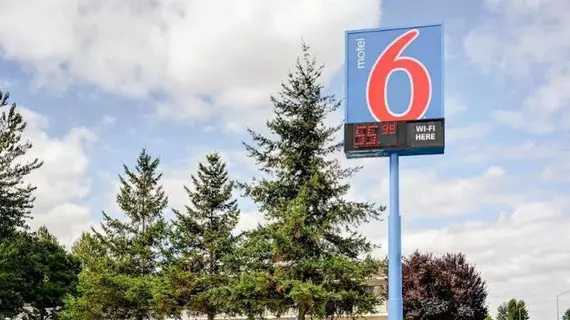 Motel 6 Portland East - Troutdale | Oregon - Portland (ve civarı) - Troutdale