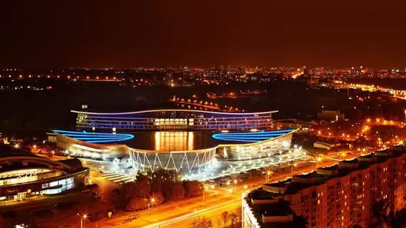 Minsk Marriott Hotel | Minsk - Tsentralny District