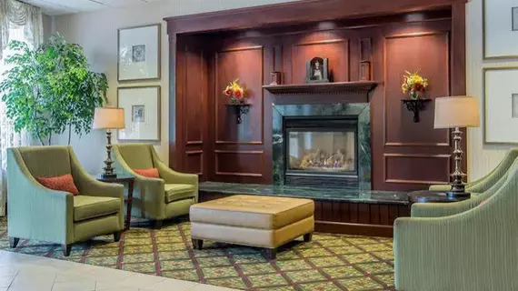 Comfort Inn & Suites Near Burke Mountain | Vermont - St. Johnsbury