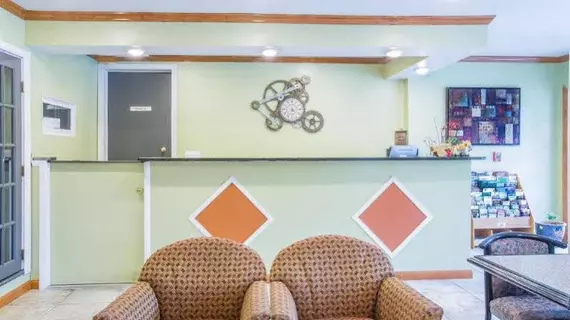 Econolodge | Vermont - Bennington (ve civarı) - Manchester Center