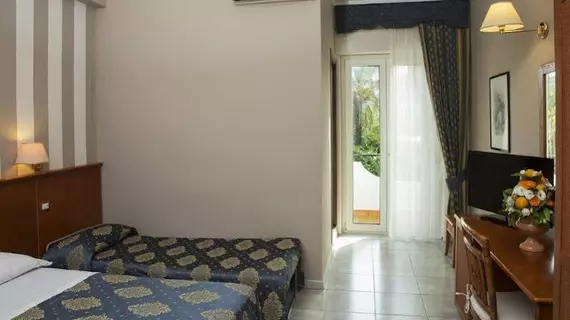 Hotel Redebora | Sicilya - Messina (vilayet) - Torregrotta