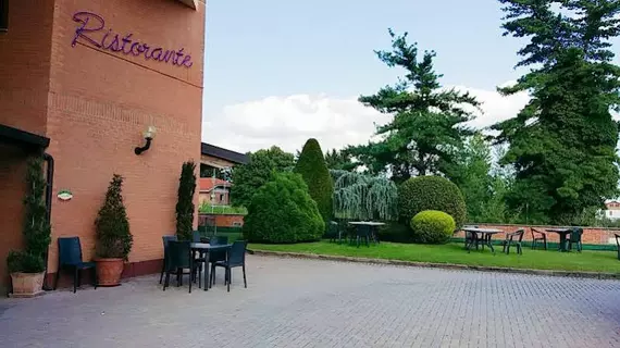 Hotel San Giorgio | Piedmont - Turin (ve civarı) - Sangano