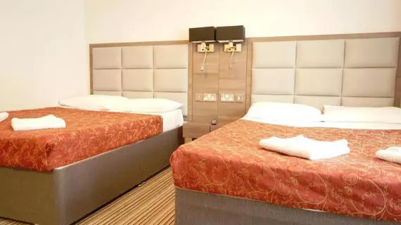 Hotel Balkan | Londra (ve civarı) - Hammersmith and Fulham - Hammersmith