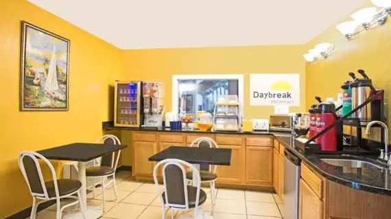 Days Inn- Indianapolis | Indiana - Indianapolis (ve civarı) - Indianapolis