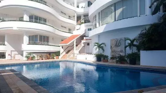 Grand Miramar All Luxury Suites and Residences | Nayarit - Bahía de Banderas - Puerto Vallarta (ve civarı) - Puerto Vallarta - Mismaloya - Güney Kıyısı Otel Bölgesi