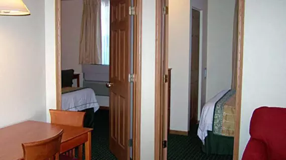 TownePlace Suites St Charles | Missouri - St. Louis (ve civarı) - St. Charles