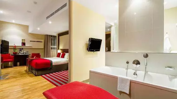 Mercure Warszawa Grand | Mazovya Voyvodalığı - Varşova (ve civarı) - Varşova Kent Merkezi - Srodmiescie