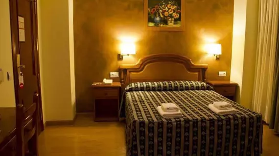 Hotel Clemente | Aragon - Huesca - Somontano de Barbastro - Barbastro