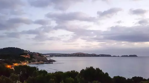 Ponent Aptos | Balearic Adaları - Mayorka Adası - Calvia - Peguera