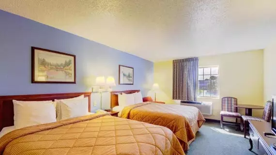 Days Inn and Suites Tulsa Airport | Oklahoma - Tulsa (ve civarı) - Tulsa