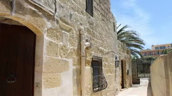 Citadella Farmhouse | Malta - Victoria