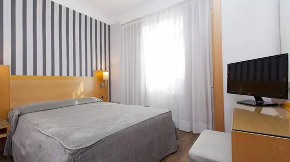 Hotel Lyon | Katalonya - Barselona (ve civarı) - Ciutat Vella - Sant Pere