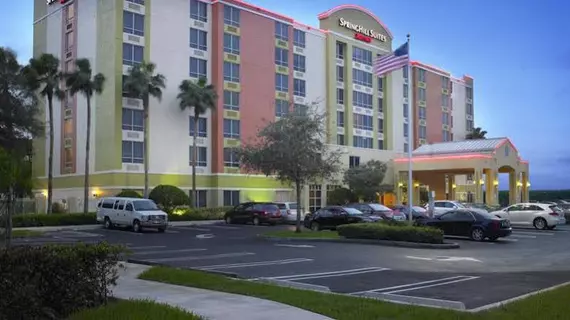 SpringHill Suites Miami Airport South | Florida - Miami (ve civarı) - Miami