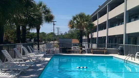 Days Inn Myrtle Beach-Grand Strand | Güney Karolayna - Myrtle Plajı (ve civarı) - Myrtle Beach