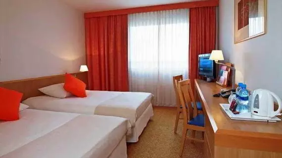 Novotel Warsaw Centrum | Mazovya Voyvodalığı - Varşova (ve civarı) - Varşova Kent Merkezi - Srodmiescie