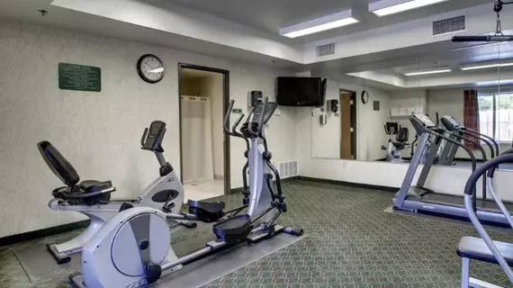 Quality Inn Near Fort Riley Junction City | Kansas - Manhattan (ve civarı) - Junction City