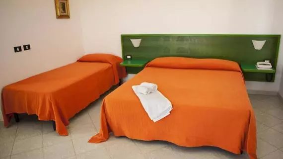 Hotel Piccada | Sardinya - Sassari - Palau