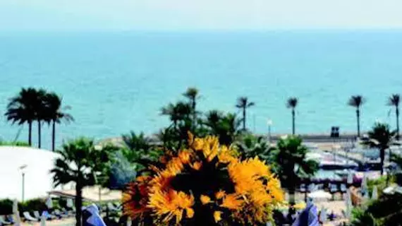 Movenpick and Resort Beirut | Beyrut (ve civarı) - Raouche