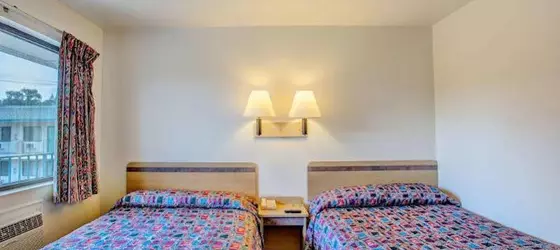 Motel 6 Nashville - Goodlettsville | Tennessee - Nashville-Davidson - Nashville (ve civarı) - Goodlettsville