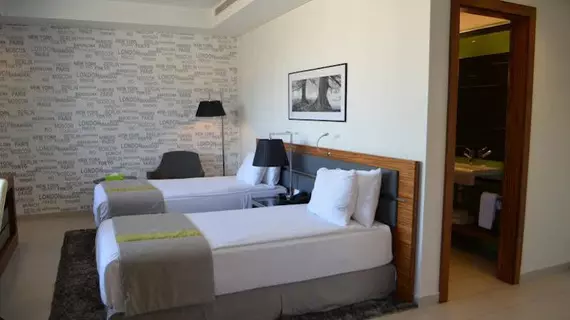 Warwick Stone 55 Hotel | Beyrut (ve civarı) - Zalka