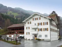 Landgasthof Sommerfeld | Maloja District - Graubuenden - Jenaz