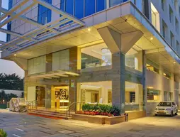 Ramada Encore Domlur Bangalore | Karnataka - Bengaluru (ve civarı) - Bengaluru