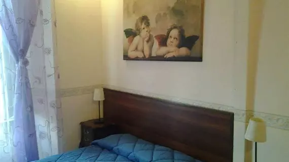 Confort B&B | Lazio - Roma (ve civarı) - Roma Kent Merkezi - Esquilino