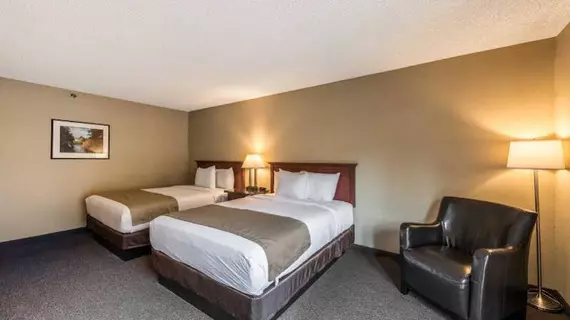 RODEWAY INN & SUITES | Oregon - Portland (ve civarı) - Portland