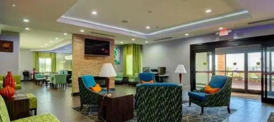 Comfort Inn & Suites | Oklahoma - Tulsa (ve civarı) - Tulsa