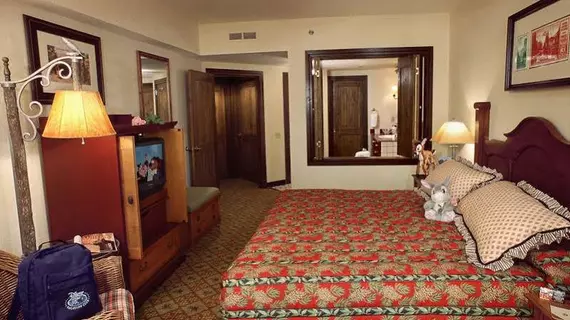 Villas at Disney's Wilderness Lodge | Florida - Orlando (ve civarı) - Lake Buena Vista - Bay Lake