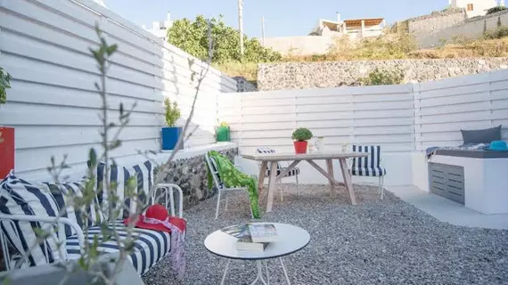 LAGADI SUITES | Ege Adaları - Santorini