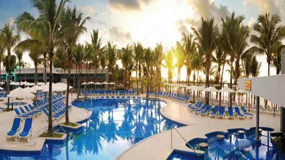 Riu Yucatan | Quintana Roo - Solidaridad - Playa del Carmen - Playacar